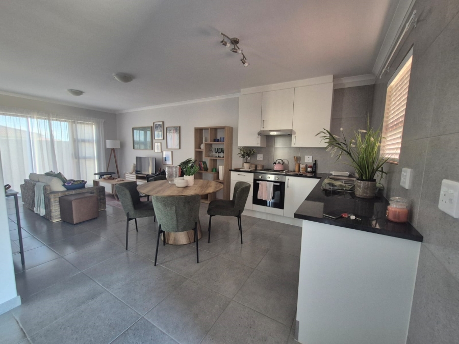 To Let 3 Bedroom Property for Rent in Stellendale Western Cape